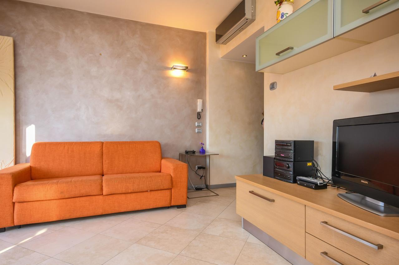 Barcone 1 Apartment Sirmione Bagian luar foto